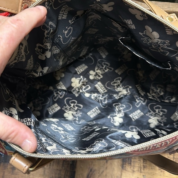 Disney Mickey Mouse tote bag with matching wristlet  nwt lots of room patch work - Picture 7 of 11